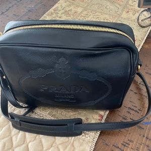 AUTHENTIC PRADA CAMERA BAG